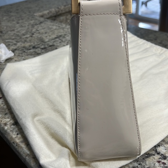 Cult Gaia Aliza Shoulder Bag - Picture 15 of 16